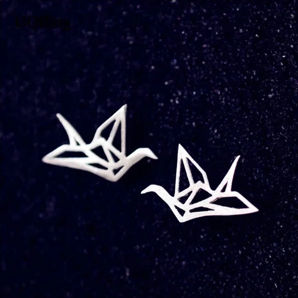 Sterling silver origami crane stud earrings - Picture 2 of 2
